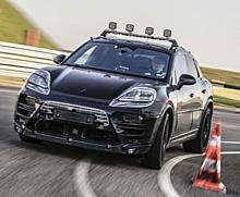 Die gut getarnten Prototypen der nächsten Generation des Macan haben bereits erste Testfahrten auf dem Prüfgelände des Porsche-Entwicklungszentrums in Weissach absolviert.